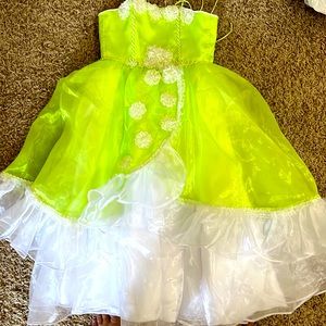 Formal dress from Indonesia. Size 7-8.